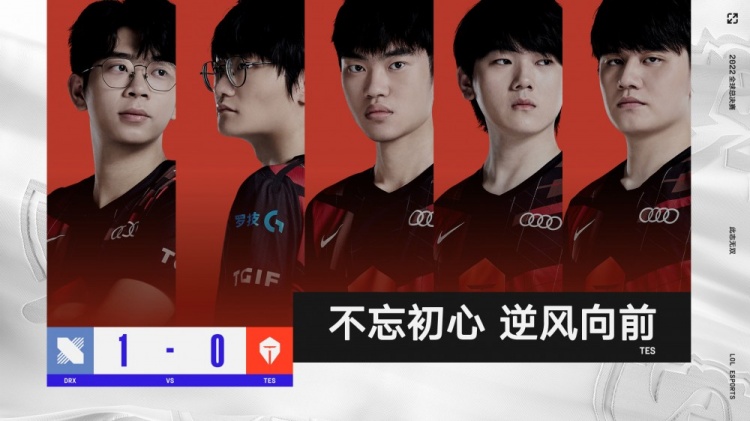 伟大见证伟大！库里生涯已经15次轰下50+ 詹姆斯生涯共14次.