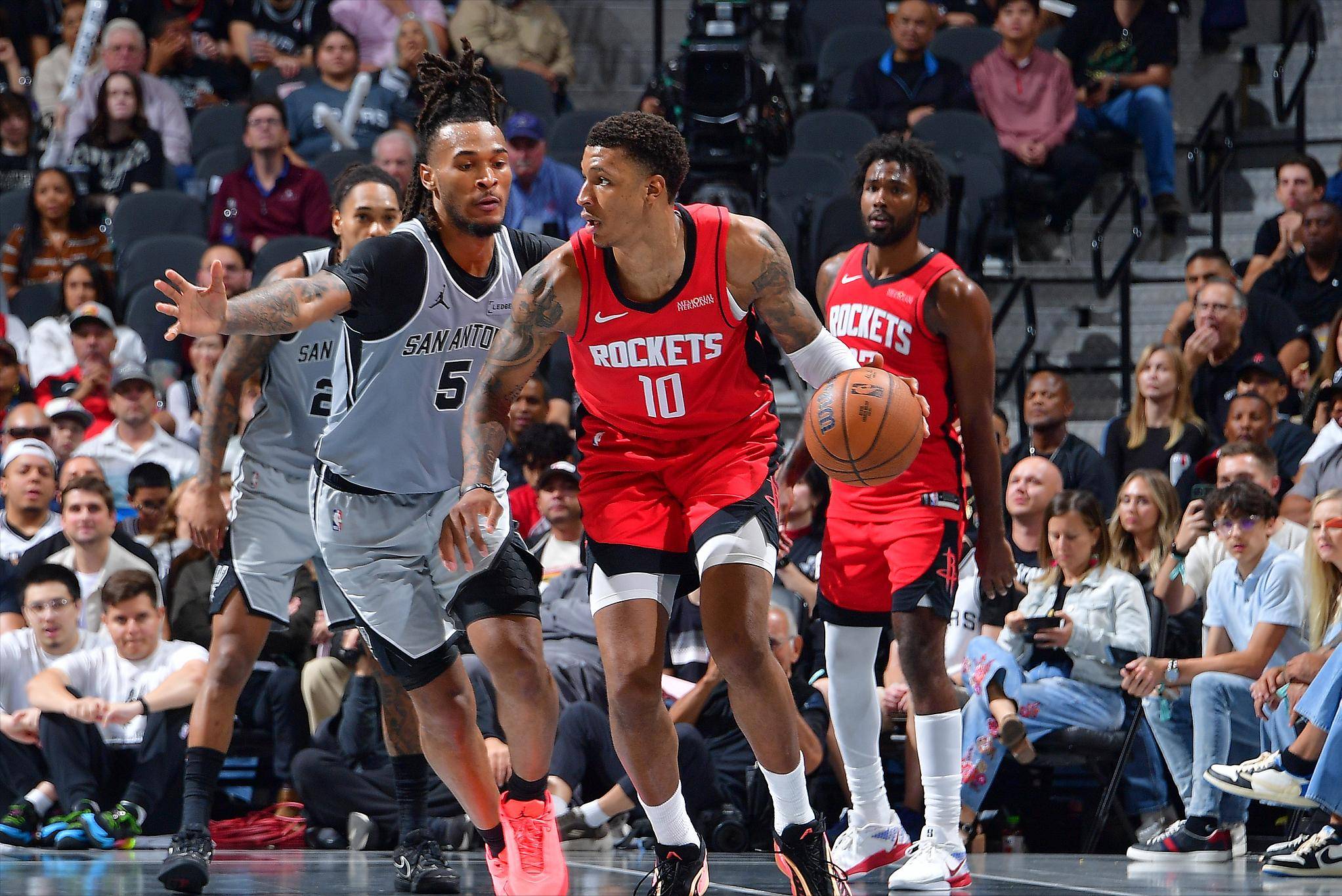 转会风险由 转会风险由