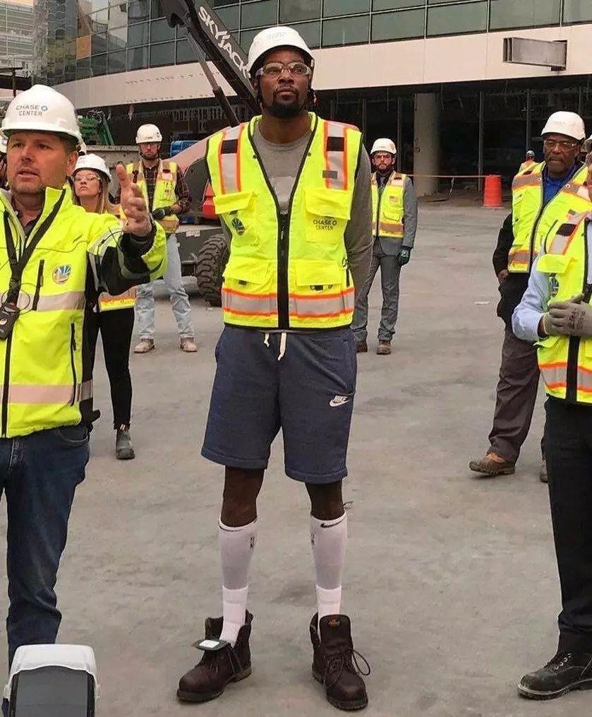 次起跳突击 次起跳突击